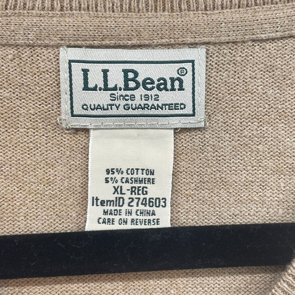 LL Bean Mens Sweater Extra Large Tan Cotton Cashmere V Neck Preppy Cabincore - Picture 3 of 10